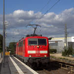 111 126 und 111 062-6 beide von DB kommen als Lokzug aus Dortmund-Hbf nach Aachen-Hbf und kommen die Kohlscheider-Rampe hoch aus Richtung Neuss,Herzogenrath und fuhren durch Kohlscheid in Richtung Richterich,Laurensberg,Aachen-West,Aachen-Schanz,Aachen-Hbf. Aufgenommen von Bahnsteig 2 in Kohlscheid. 
Bei Sonne und Wolken am Nachmittag vom 18.9.2019.