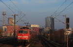 Am 09.12.2020 zog 111 074`Miete oder Kaufe mich´ den RE4 nach Aachen Hbf durch Düsseldorf Hamm.