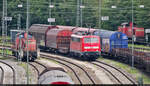 111 169-9 konnte auf Gleis 307 des Bahnhofs Plochingen vor mehreren Güterwagen beobachtet werden.