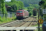 111 191 mit RE8 Ersatzzug nach Stuttgart in Rosenberg Baden  gen Osterburken  fahrend.18.623