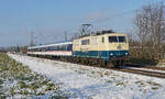 Winter: Lokomotive 111 174-9 von DB auf der RB 37 unterwegs.
Kaarst, 10.01.2025