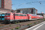Am 03.08.2026 stand 111 118 mit zwei Doppelstockwagen in M�nster(Westf) Hbf.