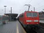 BR 111 111-1 im Schub des RE 1 Hamm - Aachen in Bochum Hbf.,Gleis 3 .(21.10.2007) 