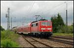 Die 111 170 ist mit einem Regionalzug nach Mnchen Hbf unterwegs.