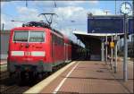 111 016 mit dem RE10424 nach Aachen Hbf in Dortmund Hbf 15.7.2009