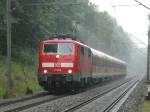 Was fr ein herrliches Mistwetter heute an der Strecke Venlo-Kaldenkirchen. Das Bild stammt vom 12.08.2009. Frage an die Experten, fehlt da nicht eine Ziffer auf der Lokomotive?