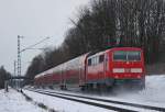 Nachschuss auf den RE10427 (RE4 - Wupper-Express) aus Aachen nach Dortmund mit Schublok 111 155 zwischen bach-Palenberg und Geilenkirchen am Esig Geilenkirchen 31.1.2010