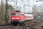 RE13 aus Venlo (111 114) fhrt am 27. Mrz 2010 um 10:36 Uhr in Mnchengladbach ein