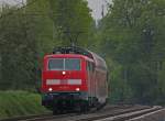 111 151-7 mit einem 761.2 Steuerwagen auf dem Weg nach KDA (Dsseldorf Abstellbahnhof) am Km 25.6 kurz vor Geilenkirchen, 11.8.10