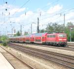 Licht und Schatten spielten am 25.5.2010 am Heimeranplatz in Mnchen ein langes Spiel.