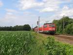 111 135-0 mit RE 14123 Emden Hauptbahnhof-Mnster Hauptbahnhof bei Devermhlen am 16-7-2010.