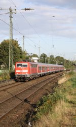 111 119-4 fhrt am 29.08.2009 als RE13 aus dem Bahnhof Viersen aus.