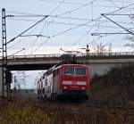 111 184 mit RE von Nrnberg nach Plattling am 21.11.10 kurz vor Plattling.