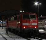 Die 111 009-7 war am 14.12.2010 vor einem RE9 in Aachen Hbf.