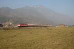 111 031 am 05.03.11 mit CNL 1319 nach Innsbrck am B Raisach
