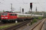111 119 zog am 1.5.12 den IC2417 durch Mhlheim-Styrum.