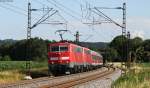 111 061-8 und 060-0 mit dem RE 26710 (Offenburg-Freiburg (Brsg) Hbf) bei Kollmarsreute 7.7.12