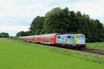 111 066 mit einem Regionalexpress in Grokarolinenfeld am 17.07.2012