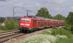 RE 79016 (Salzburg Hbf-Mnchen Hbf) mit Schublok 111 181-7 bei Weiching 18.5.13