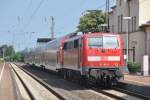 GREVEN (Kreis Steinfurt), 06.07.2013, 111 110-3 als RE 15 nach Emden Hbf im Bahnhof