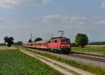 111 200 mit einem RE nach Passau am 14.07.2013 bei Langenisarhofen.