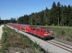 Die 111 201 mit einem RE nach Salzburg  am 13.10.2013 unterwegs bei Teisendorf.