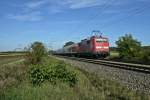 111 060-0 mit der RB 26566 von Neuenburg (Baden) ber Freiburg (Breisgau) Hbf nach Offenburg am Nachmittag des 19.10.13 nrdlich von Hgelheim.