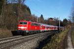 111 043 mit M 79009 am 21.12.2013 bei Hufschlag.