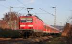 RE 19431 (Stuttgart Hbf-Aalen) mit Schublok 143 347-3 bei Stetten 28.1.14