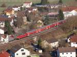 111 178 fährt als RB 59156 von München nach Treuchtlingen, Aufgenommen am 12.03.14 in Dollnstein