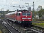 Einfahrt eines RE4 Zuges von 111 124-4 von Aachen kommend in Rheydt Hbf. Sonntag 23.3.2014