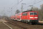 111 092-3 mit RE 14120 Münster Hauptbahnhof-Emden Hauptbahnhof auf Bahnhof Salzbergen am 14-3-2014.