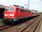 111 165 (DB Regio AG Baden-Württemberg, Stuttgart) als RB 16577 von Mosbach-Neckarelz nach Neckarsulm. (Aufnahmeort: Mosbach-Neckarelz, 22. August 2014)