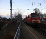 111 011-3 DB kommt die Kohlscheider-Rampe hoch aus Richtung Neuss,Herzogenrath mit einem RE4 aus Dortmund-Hbf-Aachen-Hbf und fährt durch Kohlscheid in Richtung Richterich,Laurensberg,Aachen-West