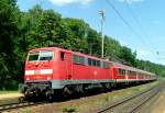 111 204 mit RB 32118 (Plattling–Neumarkt) am 04.07.2006 in Deining (Oberpf)