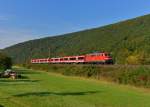 111 214 mit einem RE am 28.09.2013 bei Wernfeld.