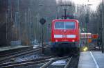 Ein Nachschuss von der 111 150-9 DB  schiebt den RE4 aus Düsseldorf nach Aachen-Hbf und hilt in Kohlscheid und fährt in Richtung Richterich,Laurensberg,Aachen-West,Aachen-Schanz,Aachen-Hbf. 
Aufgenommen von Bahnsteig 2 in Kohlscheid.
Bei schönem Winterwetter am Eiskalten Nachmittag vom 18.1.2016.