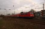 111 011 mit einer Fuhre RE4 nach Aachen Hbf beim Verlassen des Rheydter Hbf am
Freitagspätnachmittag. 22.1.2016