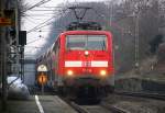 111 016 DB kommt die Kohlscheider-Rampe hoch aus Richtung Neuss,Herzogenrath mit dem RE4 aus Dortmund-Hbf nach Aachen-Hbf  und fährt durch Kohlscheid in Richtung