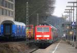 111 147-5 DB zieht den RE4 aus Dortmund-Hbf nach Aachen-Hbf und hält in Aachen-West und fährt in Richtung Aachen-Schanz,Aachen-Hbf.