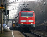111 116 DB kommt die Kohlscheider-Rampe hoch aus Richtung Neuss,Herzogenrath mit dem RE4 aus Dortmund-Hbf nach Aachen-Hbf und hält in Kohlscheid und fährt dann weiter in Richtung