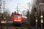 Ein Nachschuss von der 111 093 DB schiebt den RE4 aus Aachen-Hbf nach Dortmund-Hbf und kommt aus Richtung