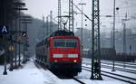 Ein Nachschuss von der 111 149 DB schiebt den RE4 aus Aachen-Hbf nach Dortmund-Hbf und kommt aus Richtung Aachen-Hbf,Aachen-Schanz und hilt in Aachen-West und fährt in Richtung