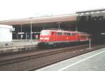 111 013 mit ihrem Maas-Wupper-Express Venlo-Hamm in Dsseldorf Hbf.22.8.03