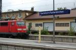 111 035-2 steht am 09.08.07 mit einem RegionalExpress von Innsbruck nach Mnchen HBF im Bahnhof Garmisch-Partenkirchen.