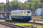 DB Museum Koblenz 111 001-4 in Wiesbaden Hbf am 10.10.26 vom Bahnsteig aus fotografiert 
