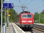 111 015-4 mit RE10420(RE4) auf dem Weg nach Aachen bei der Einfahrt von Erkelenz am 4.5.08