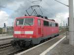 DB 111 055-0 am 6.9.2010 im Bahnhof Bitterfeld.