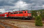 111 096-4 mit RE 9 Rhein-Sieg-Express (RSX) kurz vor der Einfahrt in den Bahnhof Betzdorf/Sieg. Der RE kommt von Aachen ber Kln, das Ziel ist Siegen.