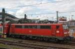 111 075-8 mit RE 9 (Rhein-Sieg-Express) hat am 07.08.2011 den Klner Hauptbahnhof verlassen und fhrt in Richtung Siegen.